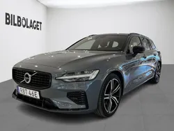 Grå Begagnad 2022 Volvo V60 R-Design Kombi | 448 800 kr (Marknadspris)