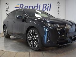 Carbon black metallic Ny 2025 BMW iX M Sport SUV | 969 500 kr (Marknadspris)