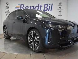 Carbon black metallic Ny 2025 BMW iX M Sport SUV | 979 500 kr (Bra pris)