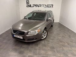Grå Begagnad 2010 Volvo V70 Summum Kombi | 67 900 kr (Marknadspris)