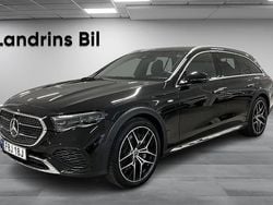 Svart (obsidiansvart metallic) Begagnad 2024 Mercedes E300 Sedan | 749 900 kr (Dyr)