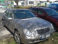 Silver Begagnad 2004 Mercedes E220 Sedan | 45 000 kr (Marknadspris)