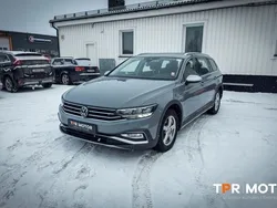 Grå Begagnad 2024 VW Passat Alltrack Kombi | 369 500 kr (Bra pris)