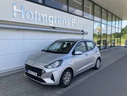Grå Begagnad 2022 Hyundai i10 Essential Halvkombi | 139 500 kr (Marknadspris)