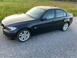 Svart Begagnad 2007 BMW 318 Advantage Sedan | 75 000 kr (Lite dyr)