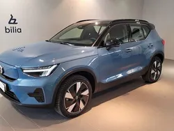 Blå Begagnad 2023 Volvo XC40 Core SUV | 399 000 kr