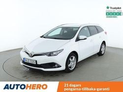 Vit Begagnad 2016 Toyota Auris Touring Sports Active Kombi | 147 000 kr (Superpris)
