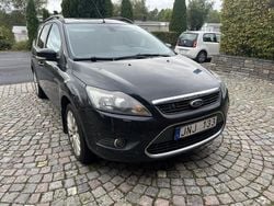 Svart Begagnad 2009 Ford Focus Titanium Kombi | 16 500 kr (Bra pris)