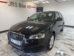Svart Begagnad 2010 Audi A3 Sportback Attraction Halvkombi | 74 900 kr (Marknadspris)