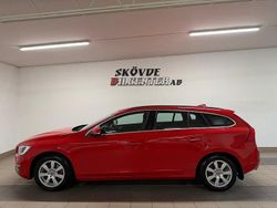 Röd Begagnad 2014 Volvo V60 Momentum Kombi | 119 500 kr (Marknadspris)