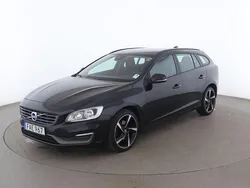 Svart Begagnad 2015 Volvo V60 Kinetic Kombi | 139 000 kr (Marknadspris)