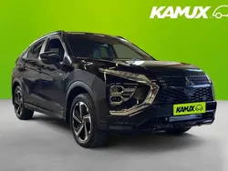 Svart Begagnad 2023 Mitsubishi Eclipse Cross SUV | 329 700 kr (Marknadspris)