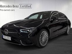 Svart (svartmetallic) Begagnad 2025 Mercedes CLA250e Shooting Brake AMG Kombi | 399 000 kr (Marknadspris)