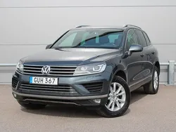 Mörkgrå (grå) Begagnad 2015 VW Touareg SUV | 179 800 kr (Bra pris)