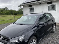 Svart Begagnad 2014 VW Polo Halvkombi | 63 500 kr (Bra pris)
