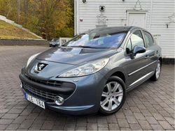 Grå Begagnad 2008 Peugeot 207 Sport Halvkombi | 31 900 kr (Marknadspris)