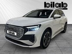 Glaciärvit metallic Begagnad 2023 Audi Q4 e-tron S-Line SUV | 459 000 kr (Lite dyr)