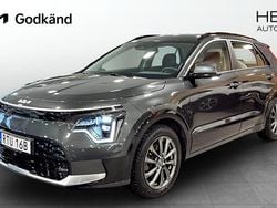 Grå Begagnad 2022 Kia Niro SUV | 289 900 kr