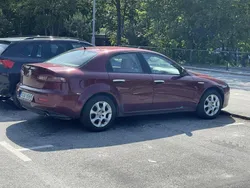 Röd Begagnad 2006 Alfa Romeo 159 Sedan | 25 000 kr
