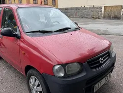 Röd Begagnad 2003 Suzuki Alto Halvkombi | 12 000 kr