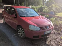 Röd Begagnad 2009 VW Golf Trendline Halvkombi | 12 000 kr (Superpris)
