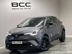 Mörkgrå Begagnad 2017 Toyota C-HR Multidrive S SUV | 179 900 kr (Marknadspris)