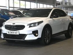 Vit Begagnad 2021 Kia XCeed Advance SUV | 219 000 kr (Marknadspris)
