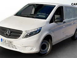 Vit (white) Begagnad 2021 Mercedes Vito Minibuss | 271 920 kr