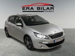 Ljusgrå (grå) Begagnad 2017 Peugeot 308 Active Halvkombi | 89 800 kr (Marknadspris)