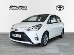 Vit Begagnad 2018 Toyota Yaris Halvkombi | 134 900 kr (Lite dyr)