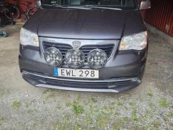 Grå Begagnad 2015 Lancia Voyager Minibuss | 118 000 kr (Marknadspris)