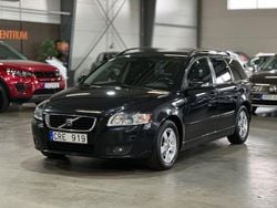 Svart Begagnad 2008 Volvo V50 Momentum Kombi | 16 900 kr (Marknadspris)