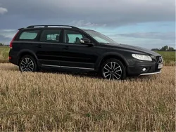 Svart Begagnad 2015 Volvo XC70 Dynamic SUV | 123 000 kr (Marknadspris)