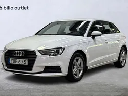 Vit Begagnad 2018 Audi A3 Sportback Proline Halvkombi | 184 900 kr (Marknadspris)