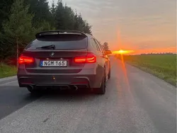 Brun Begagnad 2013 BMW 330 Kombi | 170 000 kr