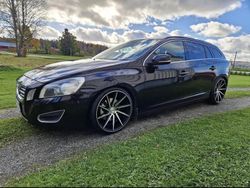 Svart Begagnad 2012 Volvo V60 Momentum Kombi | 55 000 kr