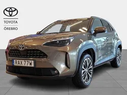 Grön Begagnad 2023 Toyota Yaris Cross Style SUV | 329 900 kr (Marknadspris)