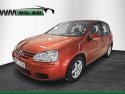 Röd Begagnad 2008 VW Golf VI Trendline Halvkombi | 64 000 kr (Marknadspris)