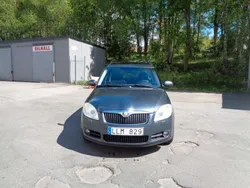 Mörkgrå Begagnad 2007 Skoda Roomster Kombi | 32 900 kr (Marknadspris)