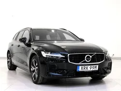 Svart Begagnad 2020 Volvo V60 R-Design Kombi | 329 900 kr (Bra pris)