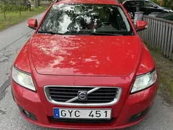 Röd Begagnad 2010 Volvo V50 Momentum Kombi | 35 000 kr (Marknadspris)