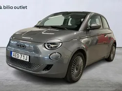 Grå Begagnad 2022 Fiat 500e Halvkombi | 229 000 kr (Marknadspris)