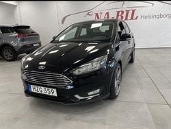 Svart Begagnad 2016 Ford Focus Titanium Halvkombi | 75 000 kr (Marknadspris)