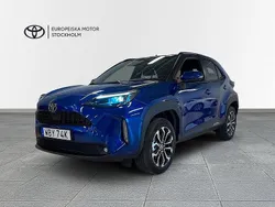 Mörkblå Ny 2024 Toyota Yaris Cross Active SUV | 349 900 kr (Lite dyr)