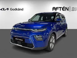 Blå (blue flame metallic ) Begagnad 2022 Kia Soul EV 2 SUV | 259 800 kr (Marknadspris)