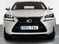 Vit Begagnad 2016 Lexus NX300h Business Edition SUV | 240 000 kr (Marknadspris)