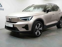 Grå Begagnad 2023 Volvo XC40 Single Motor SUV | 354 900 kr