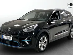 Svart (black) Begagnad 2022 Kia e-Niro Advance SUV | 304 900 kr (Lite dyr)