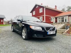 Svart Begagnad 2010 Volvo V70 Summum Kombi | 80 000 kr (Bra pris)