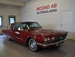 Röd Begagnad 1966 Ford Thunderbird | 219 900 kr